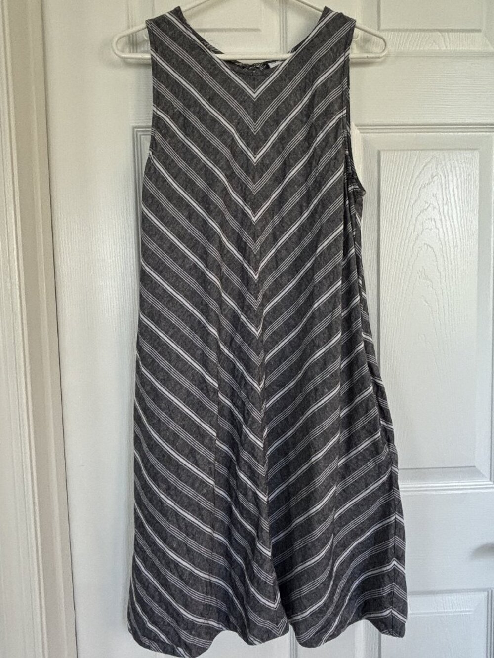 Liz Claiborne Dress in Black White Stripe